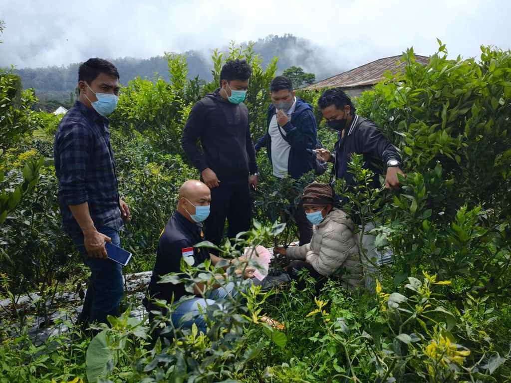 Simpan Uang Curian di Kebun Cabe-Heboh, Pria di Bangli Ditangkap Simpan Uang Curian di Kebun Cabe-Heboh, Pria di Bangli Ditangkap