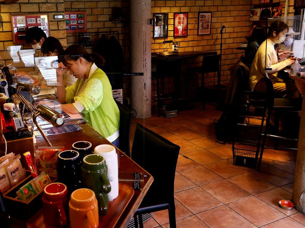 Potret Kafe Unik di Jepang, Khusus Penulis yang Dikejar Deadline Potret Kafe Unik di Jepang, Khusus Penulis yang Dikejar Deadline