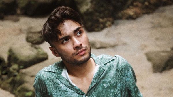 8 Pesona Refal Hady, Pemeran Mas Bian Masuk Nominasi Pria Tertampan Dunia