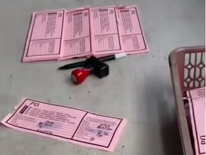 Viral Calon Penumpang di Terminal Bekasi Dipaksa Calo Bayar Tiket-Diancam