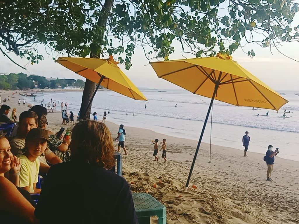 Efek Kebijakan WFH, PHRI: Okupansi Hotel di Bali Naik 5-10 Persen Efek Kebijakan WFH, PHRI: Okupansi Hotel di Bali Naik 5-10 Persen