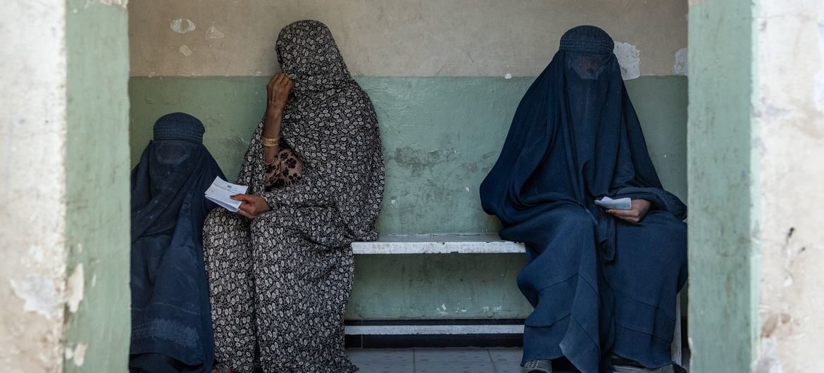 Taliban Wajibkan Perempuan Afghanistan Tutupi Wajah