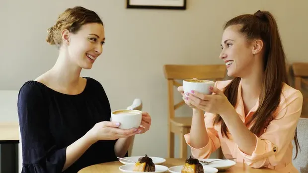 Kamu tidak sungkan untuk mendengarkan keluh kesah dari orang-orang di sekitarmu