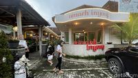 Umaeh Inyong, Sentuhan Ngapak di Restoran Khas Banyumasan