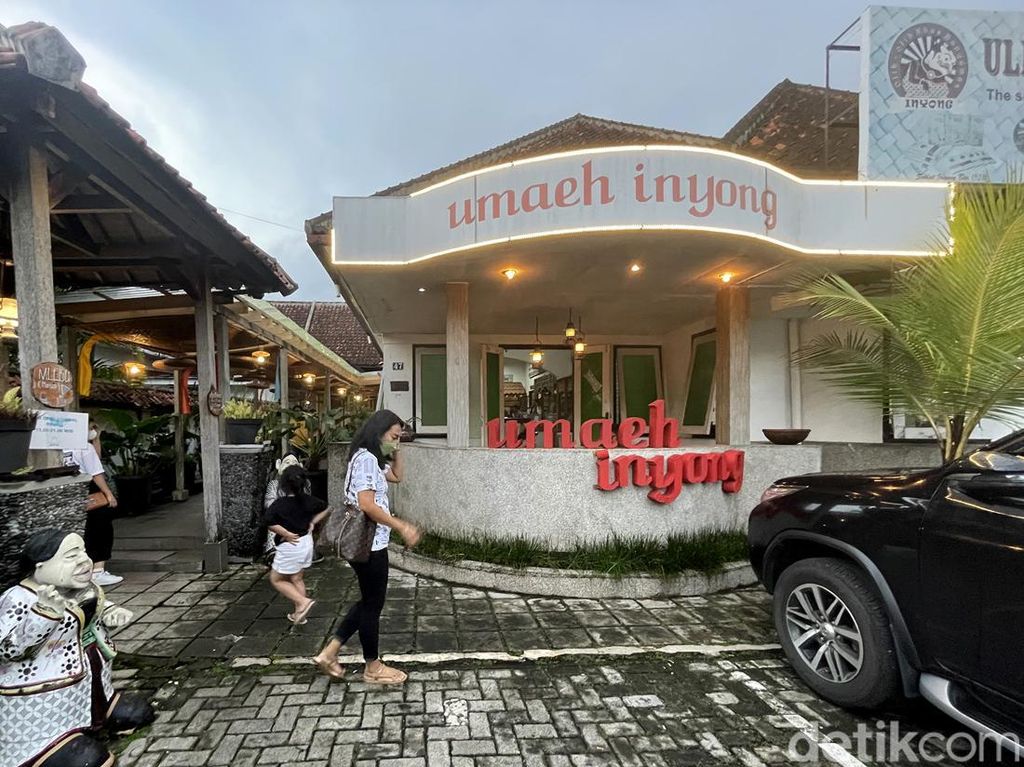 Umaeh Inyong, Sentuhan Ngapak di Restoran Khas Banyumasan Umaeh Inyong, Sentuhan Ngapak di Restoran Khas Banyumasan
