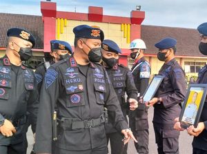 5 Oknum Brimob Sulsel Dipecat, Ada Terlibat Narkoba-Calo Penerimaan Polri 5 Oknum Brimob Sulsel Dipecat, Ada Terlibat Narkoba-Calo Penerimaan Polri