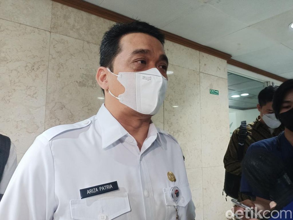 Jokowi Longgarkan Aturan Pakai Masker, Wagub DKI Sarankan Tetap Jaga-jaga