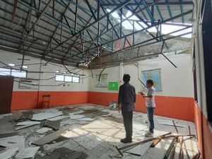 Minta SDN Pancoranmas 3 Diperbaiki, Wakil Ketua DPRD Depok Telepon Pemkot