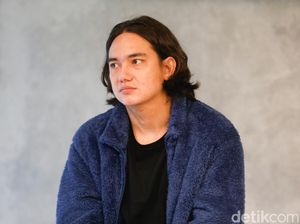 Sinopsis Sekotengs, Serial Adipati Dolken yang Diadaptasi dari Webtoon Sinopsis Sekotengs, Serial Adipati Dolken yang Diadaptasi dari Webtoon