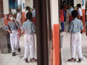 Pakaian Adat Akan Jadi Seragam Pelajar di Depok, Dari Mana Anggarannya?