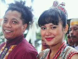 Tangis Haru Arie Kriting Ceritakan Momen Kelahiran Anak Pertama