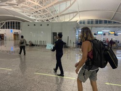 Bule Penari Telanjang Diusir-Imigrasi Pertimbangkan Penangkalan