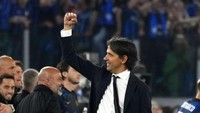 Coppa Italia 2021/2022 merupakan trofi kedua yang dipersembahkan Simone Inzaghi untuk Inter. Pelatih 46 tahun tersebut sebelumnya sukses menyabet titel Piala Super Italia pada awal tahun 2022. (Alessandra Tarantino/AP Photo)