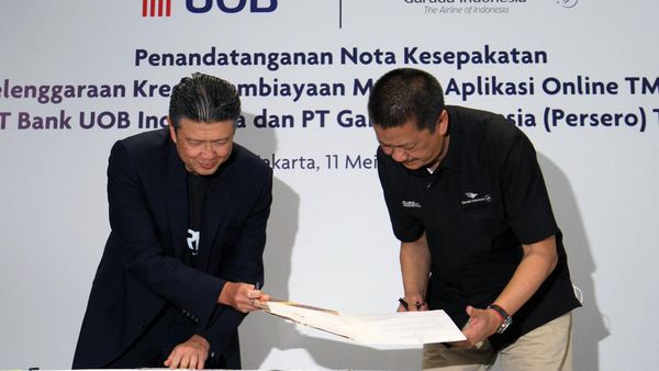 Garuda Indonesia Bersinergi dengan UOB Indonesia