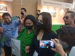 Iqlima Kim Lemas Banget saat Datang ke Kementerian PPPA Iqlima Kim Lemas Banget saat Datang ke Kementerian PPPA