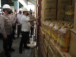 Polisi Minta KemenkumHAM Jatim Cekal 2 Tersangka Eksportir Minyak Goreng