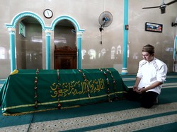 Kronologi Ibunda Kiki Farrel Meninggal Dunia