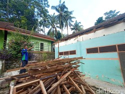 Atap SD di Blitar Roboh karena Dimakan Usia, Dispendik Janjikan Perbaikan