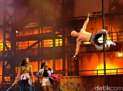 Aksi S.W.A.T RAID : THE REVENGE yang Keren di Trans Studio Cibubur Aksi S.W.A.T RAID : THE REVENGE yang Keren di Trans Studio Cibubur