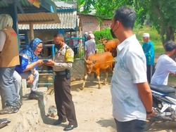 Cegah Wabah Penyakit Mulut-Kuku, Polisi Datangi Pasar Hewan-RPH