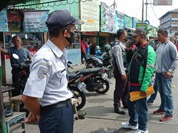 Modus 3 Calo di Terminal Bekasi: Paksa Penumpang Beli-Jual Tiket Palsu