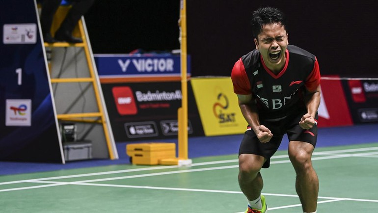 Anthony Ginting menang dalam tiga gim yang sengit!. Indonesia menang 1-0.