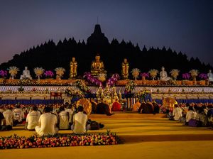 35 Ucapan Selamat Hari Raya Waisak 2023, Sabbe Satta Bhavantu Sukhitatta! 35 Ucapan Selamat Hari Raya Waisak 2023, Sabbe Satta Bhavantu Sukhitatta!
