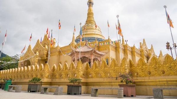 Foto: 5 Wihara Terbesar di Indonesia