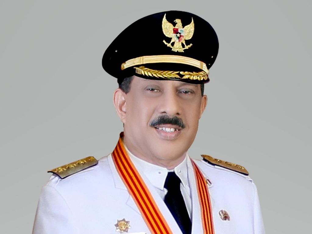 Wali Kota Ambon Richard Louhenapessy Jadi Tersangka Kasus Pencucian Uang Wali Kota Ambon Richard Louhenapessy Jadi Tersangka Kasus Pencucian Uang
