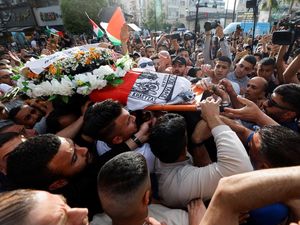 Israel Tangkap Pengusung Peti Wartawan Al Jazeera Atas Dugaan Terorisme Israel Tangkap Pengusung Peti Wartawan Al Jazeera Atas Dugaan Terorisme