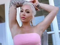 Wanita Ini Pakai Implan Payudara 13 Tahun, Ternyata Isinya Penuh Jamur