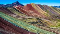 Potret Montana de Siete, Gunung Pelangi yang punya 7 Warna di Peru