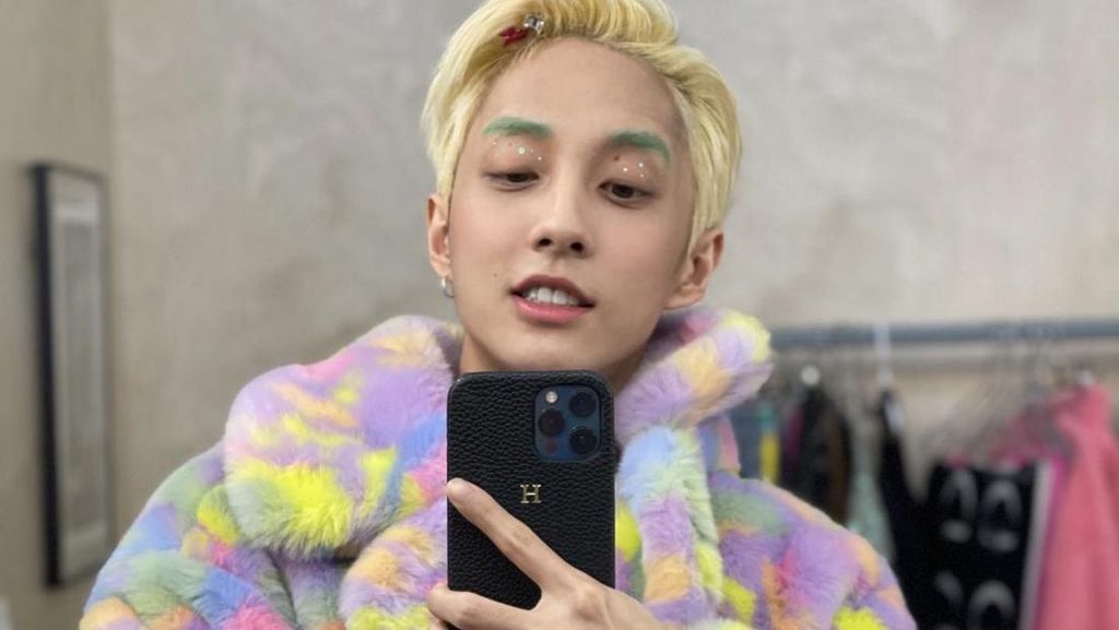 Penyanyi Gay Korea Kontroversial Ini Diserang Orang Tak Dikenal, Ini Kabarnya