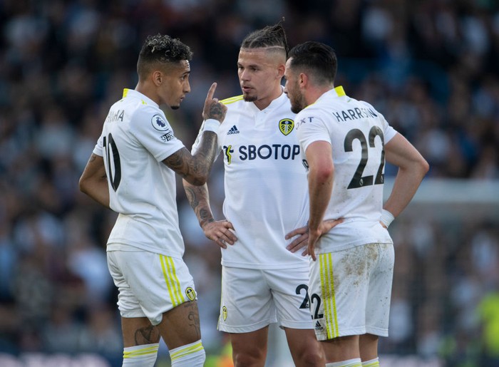 LEEDS, ENGLAND - MAY 11: Raphinha, Kalvin Phillips and Jack Harrison of Leeds United during the Premier League match between Leeds United and Chelsea at Elland Road on May 11, 2022 in Leeds, United Kingdom. (Photo by Visionhaus/Getty Images)