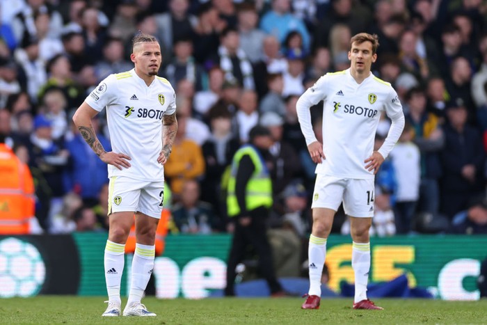 Leeds United LEEDS, ENGLAND - MAY 11: Raphinha, Kalvin Phillips and Jack Harrison of Leeds United during the Premier League match between Leeds United and Chelsea at Elland Road on May 11, 2022 in Leeds, United Kingdom. (Photo by Visionhaus/Getty Images)