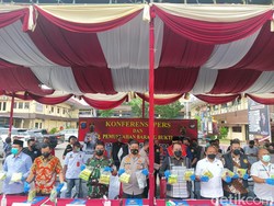 Polisi Tangkap Pria Bawa 18 Kg Sabu di Jalan SM Raja Medan