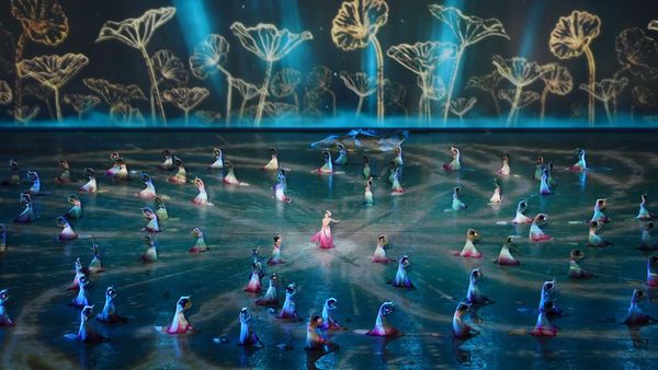 Meriahnya Upacara Pembukaan SEA Games di Vietnam