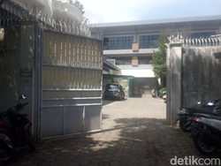 Toko di Makassar Bangun Pagar-Hambat Akses Jalan Warga, Pemkot Desak Bongkar