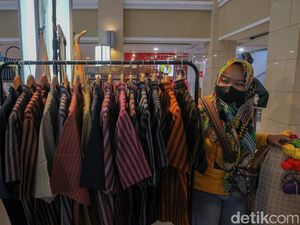 Menkominfo: UMKM Go Online Bantu Pulihkan Ekonomi Nasional Pasca Pandemi Menkominfo: UMKM Go Online Bantu Pulihkan Ekonomi Nasional Pasca Pandemi