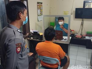 Pria Ngamuk Sayat Eks Istri di Bandung Barat Ditahan! Pria Ngamuk Sayat Eks Istri di Bandung Barat Ditahan!