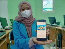 Moncer! Anak Petani Asal Magetan Raih Beasiswa Kuliah ke Kanada