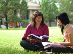 5 Universitas dengan Taman Hijau yang Indah di Indonesia, Ada Kampusmu?