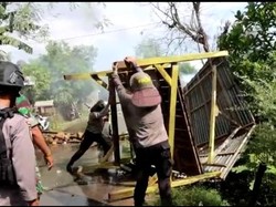 Demo-Blokir Jalan 4 Hari, Sepuluh Mahasiswa di Bima Ditangkap Polisi