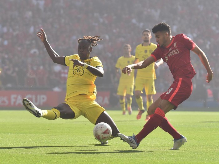LONDON, ENGLAND - MAY 14: (THE SUN OUT, THE SUN ON SUNDAY OUT) Luis Diaz of Liverpool during The FA Cup Final match between Chelsea and Liverpool at Wembley Stadium on May 14, 2022 in London, England. (Photo by Nick Taylor/Liverpool FC/Liverpool FC via Getty Images)