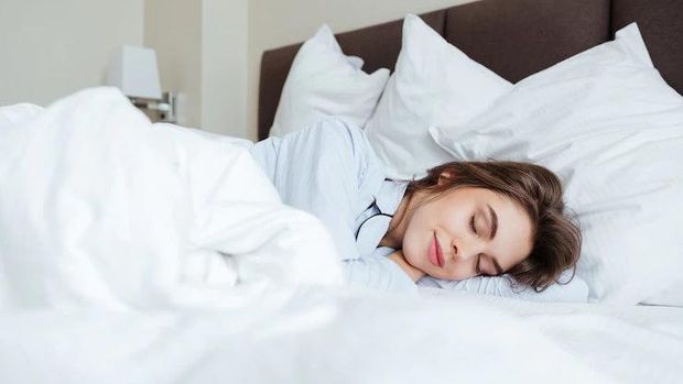Ilustrasi posisi tidur menyamping