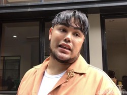 Ivan Gunawan Tampil Beda Usai Ubah Gaya Rambut