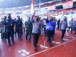 Kapolri Temui Pendemo Saat May Day, IPW: Bukti Empati pada Kaum Buruh Kapolri Temui Pendemo Saat May Day, IPW: Bukti Empati pada Kaum Buruh