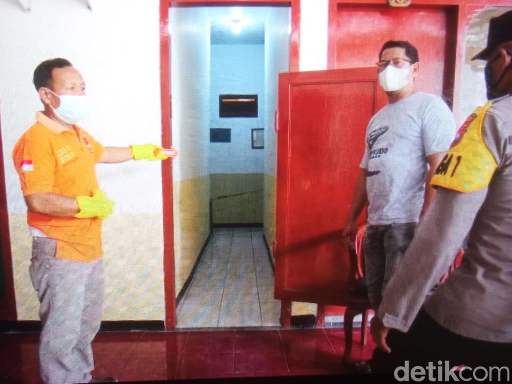 Wanita Tewas dalam Kamar Hotel di Kediri, Ada Luka Sayatan pada Lehernya Wanita Tewas dalam Kamar Hotel di Kediri, Ada Luka Sayatan pada Lehernya