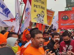 Aksi Lanjutan Tolak BBM, 7 Ribu Buruh Bakal Geruduk Istana 4 Oktober Aksi Lanjutan Tolak BBM, 7 Ribu Buruh Bakal Geruduk Istana 4 Oktober