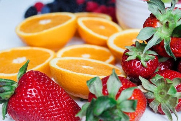 Terbukti mampu mengurangi resiko peradangan, buah kaya antioksidan jadi menu wajib sarapan sehat/Foto: pexels.com/Trang Doan